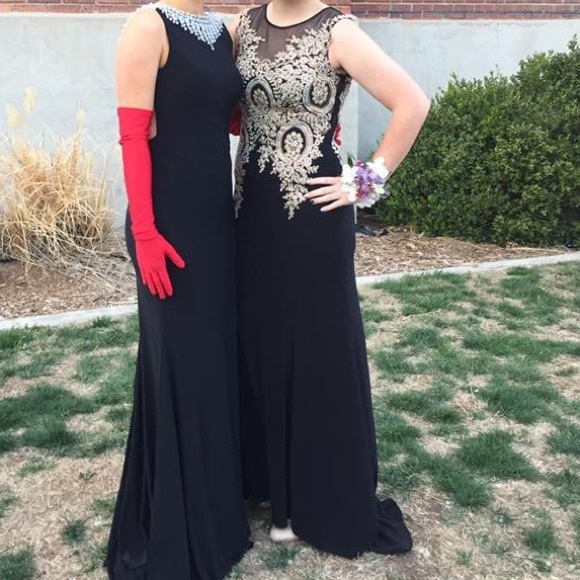 Prom Dress (Long) - Picture 3 of 5